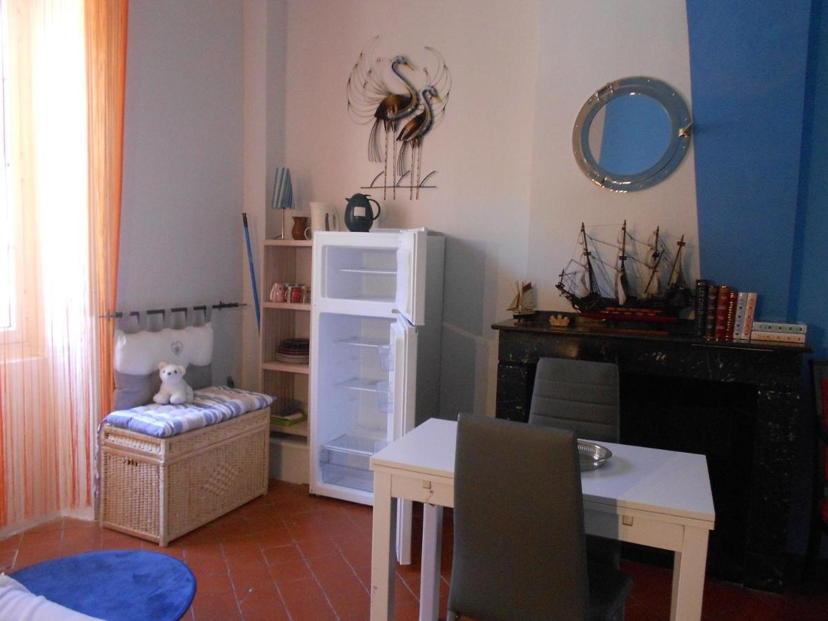 L'Abri Du Vent Bed & Breakfast Fitou Exterior photo